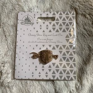 Disney Pin